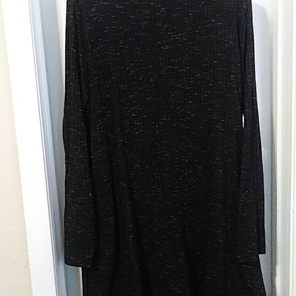 Black w/ white spots